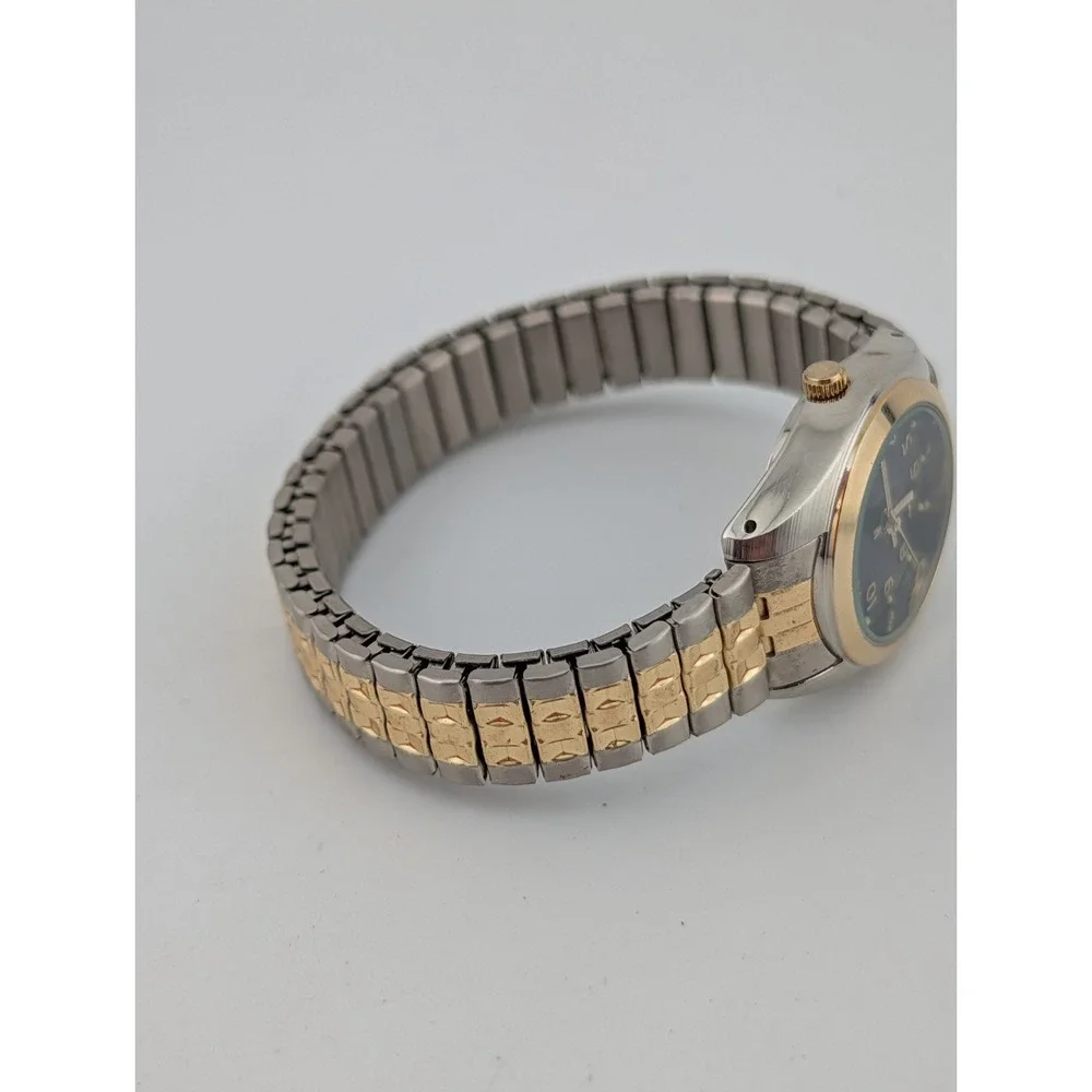 White Stag Watch Women 26mm Case Blue Dial Two Tone Stretch Band- New‎ Battery
